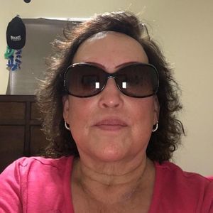 Meet your Posher, Cynthia