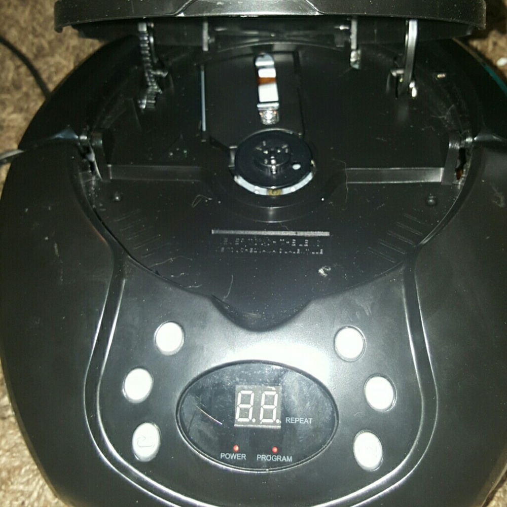 Small boombox - Picture 3 of 4