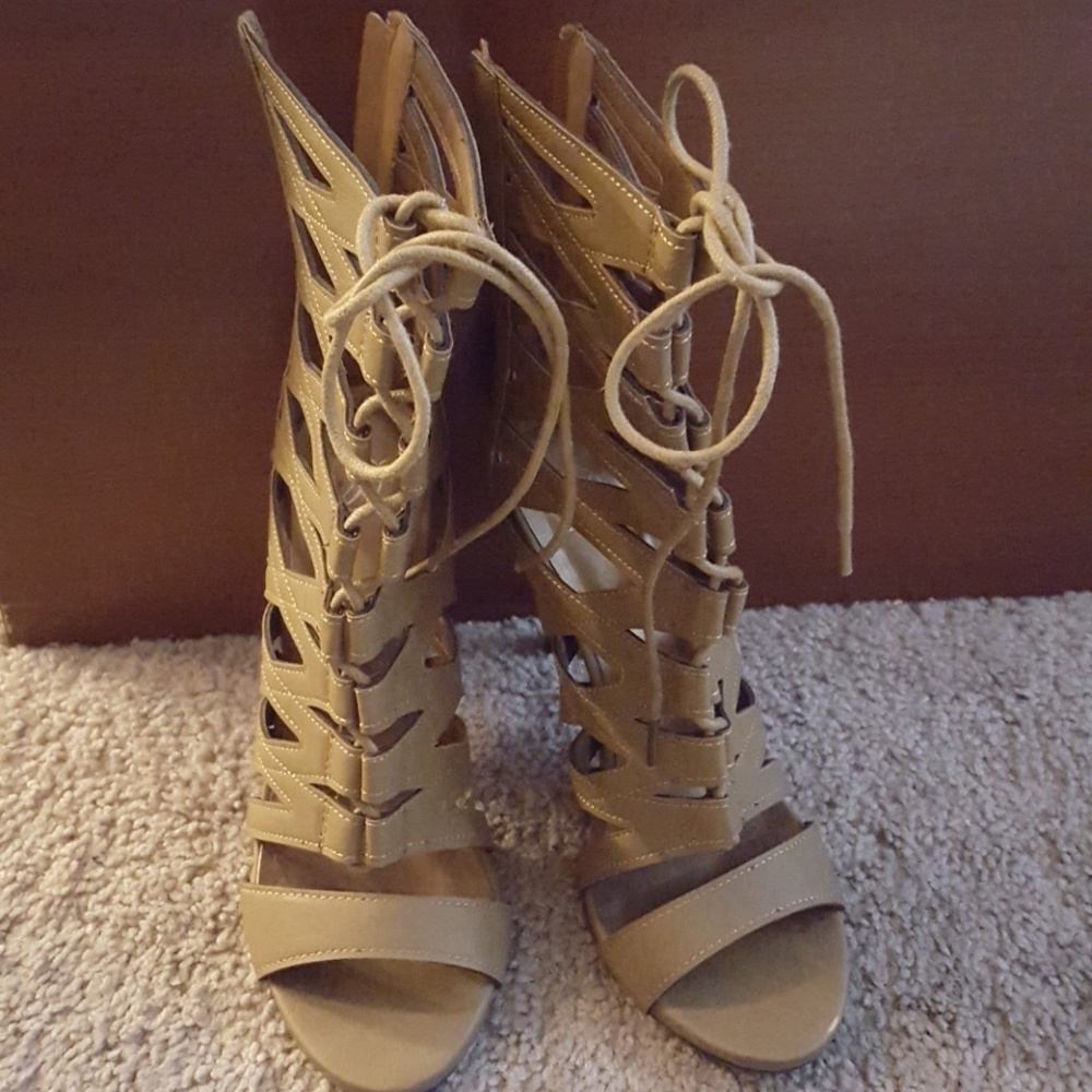Tan Heels