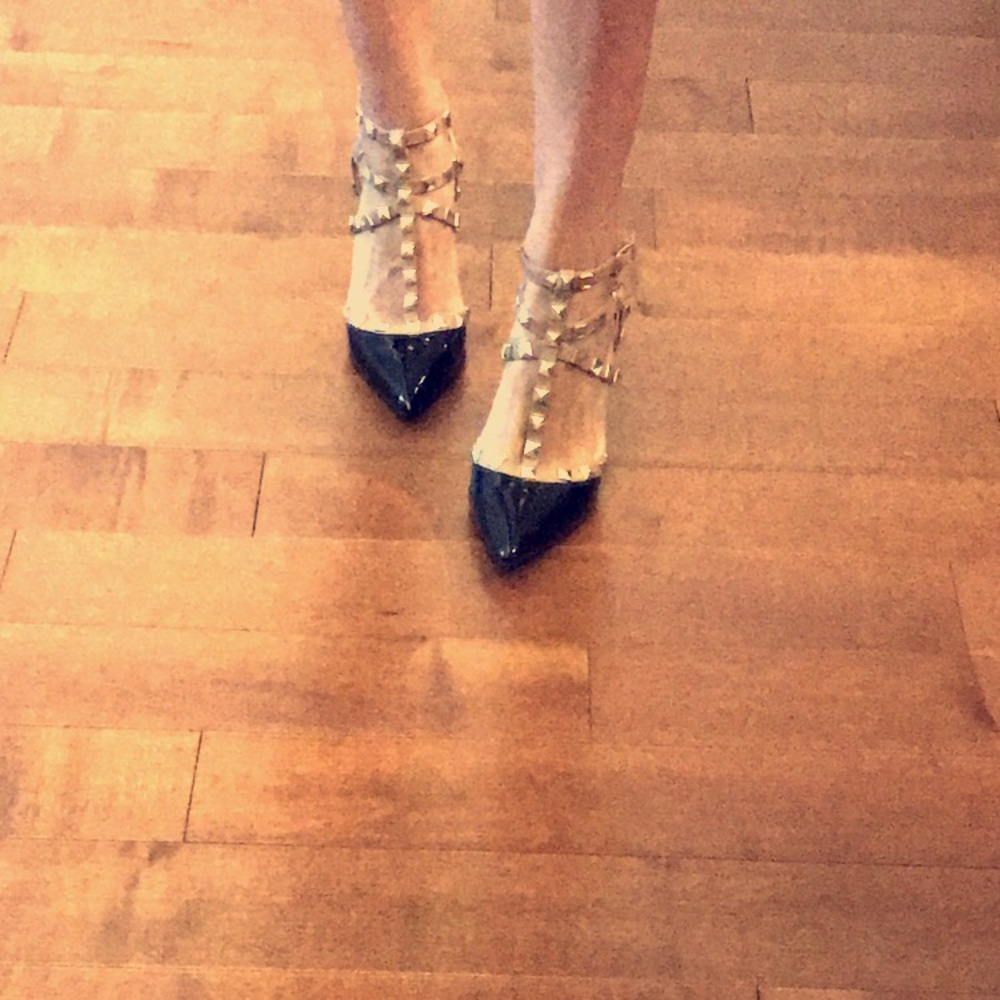BCBG pumps with gold spikes