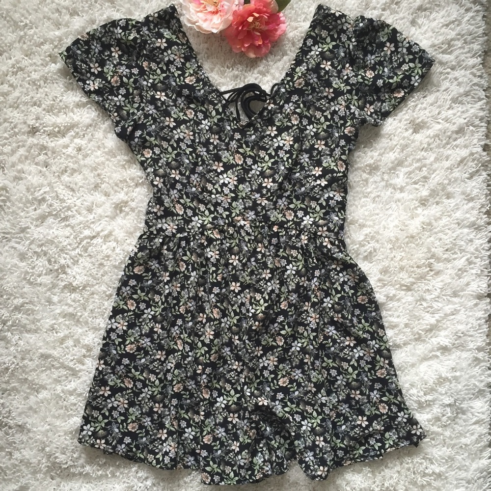 LA Hearts Lace up back floral Romper