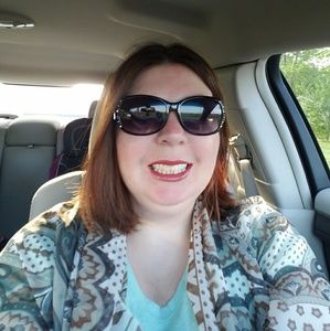 Meet your Posher, Jeri