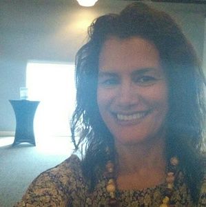 Meet your Posher, Ramona