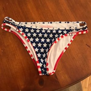 Size Small Victoria secret bottoms