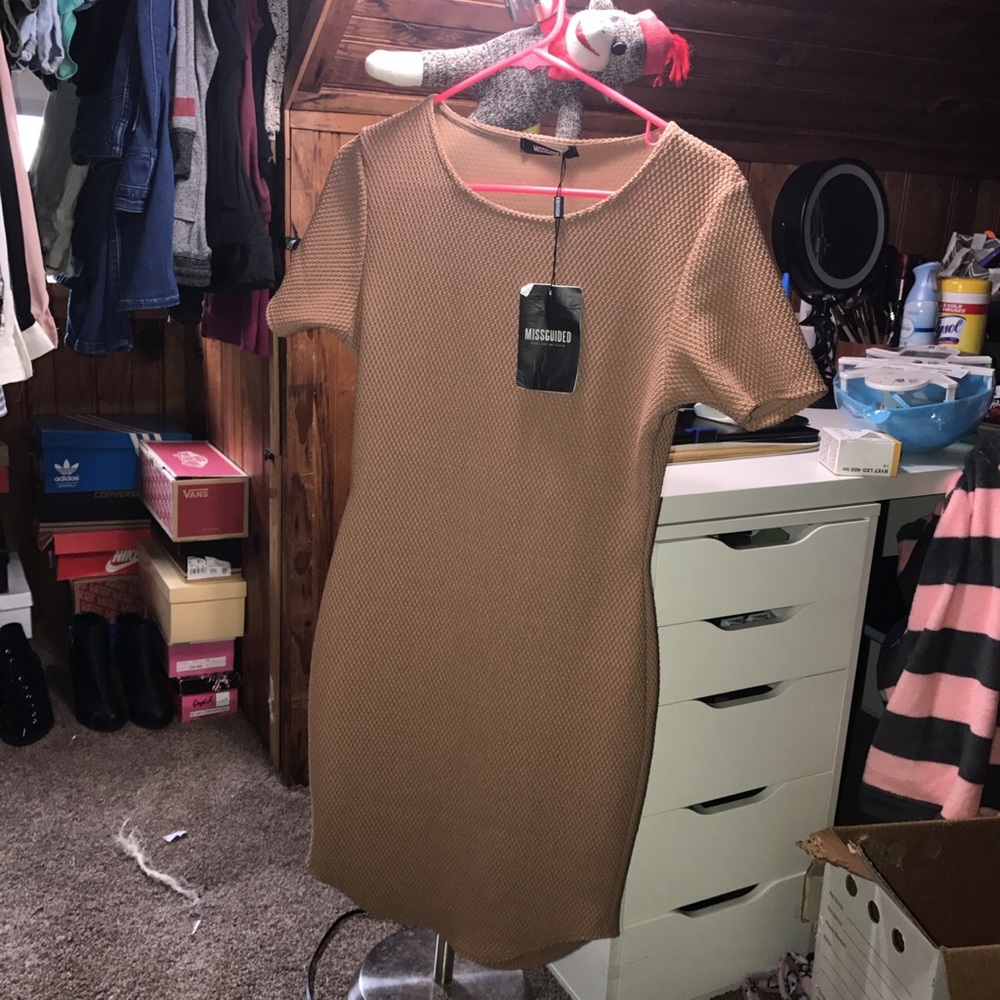 ❌SOLD❌ Missguided dress