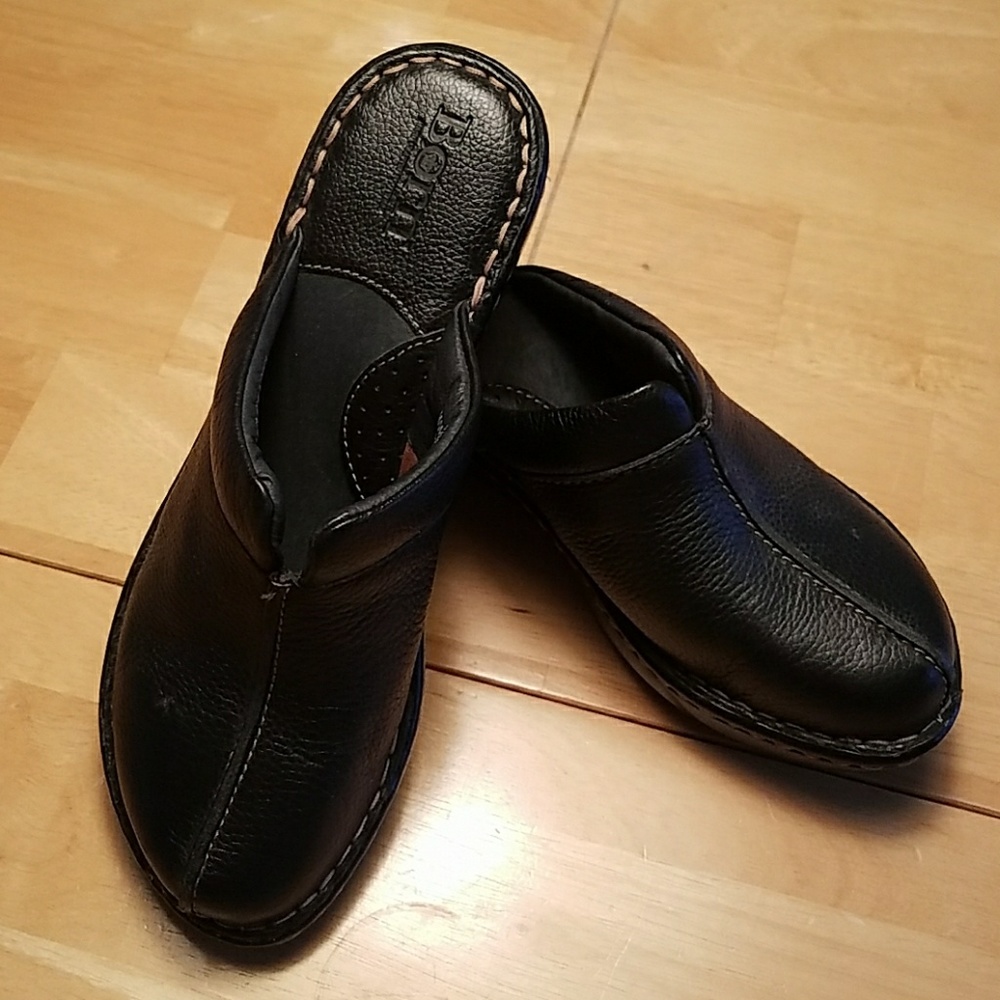 NWOB Born mule clogs