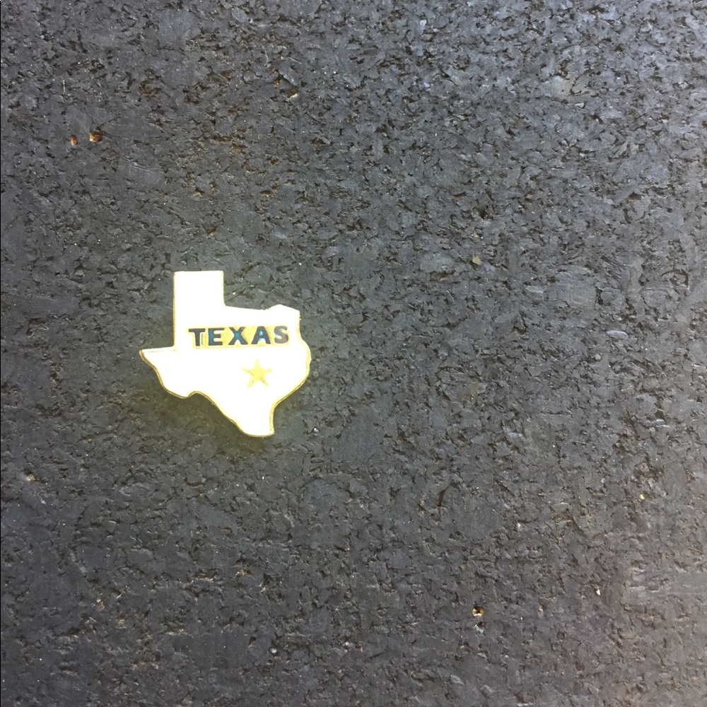Vintage Texas lapel pin