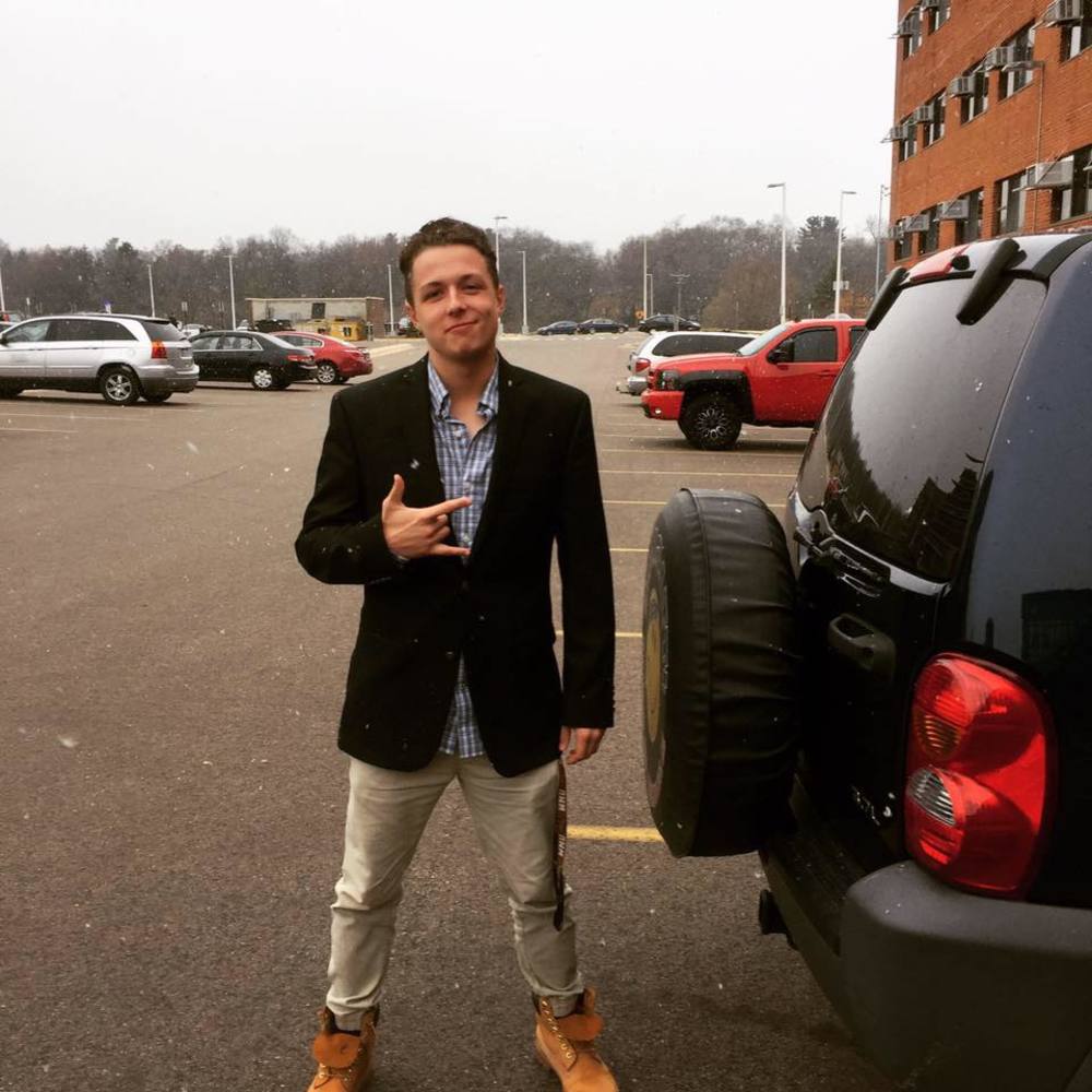 Meet your Posher, Alex