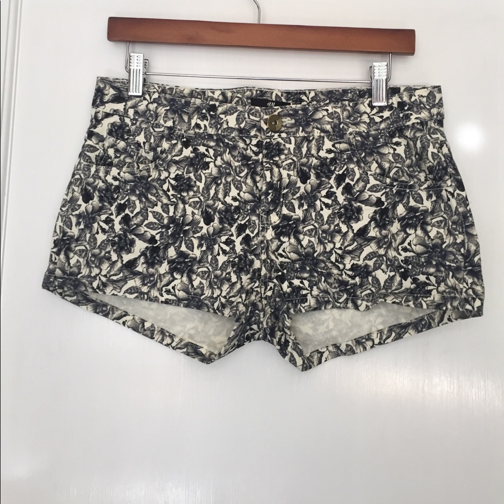 Rose Printed Shorts