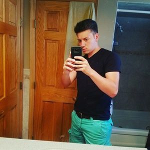 Meet your Posher, Chris