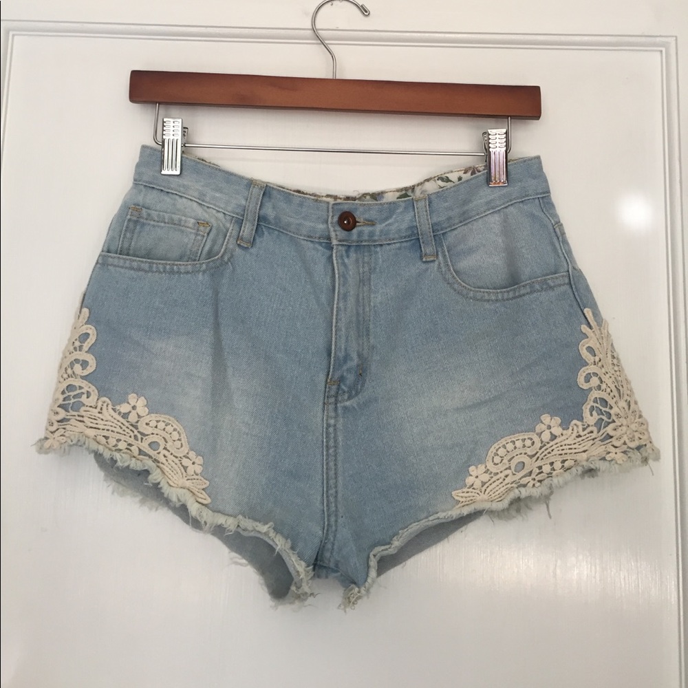 Jean Shorts with lace trim