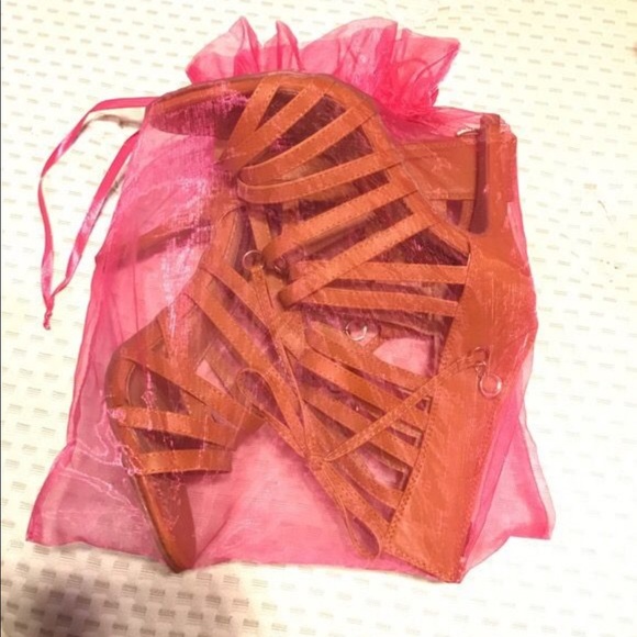 Gladiator heel - Picture 4 of 4