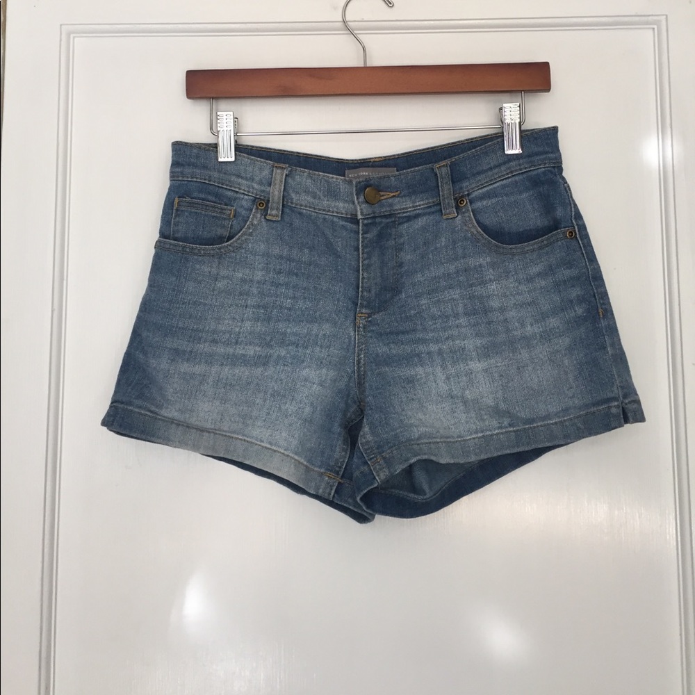 NY&C Light/Medium Rinse Jean Shorts
