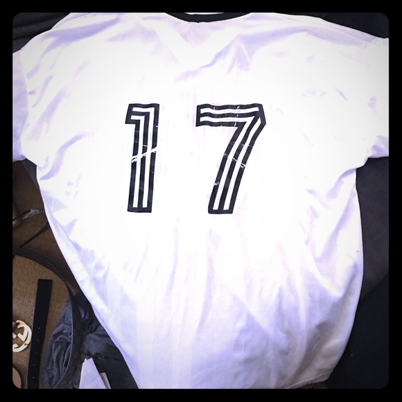 Vintage umbro soccer jersey - Picture 2 of 2