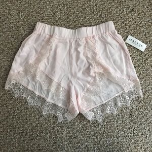 Kendall & Kylie Light Pink Lace Shorts