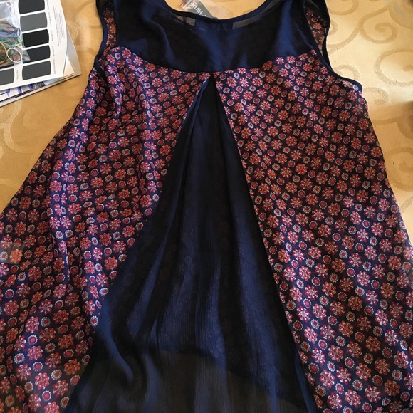 Top - Picture 3 of 3