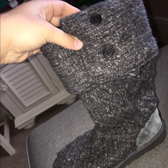 lattice sweater UGG boots - Picture 2 of 4