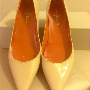 💯Authentic Cole Haan kitty heel
