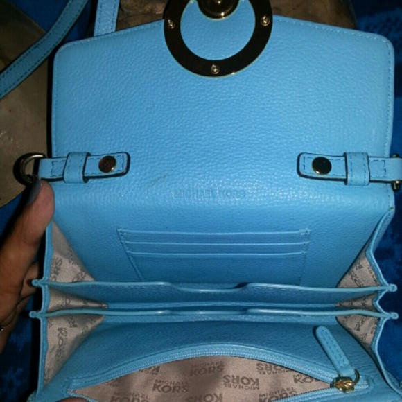 Michael Kors handbag EUC - Picture 3 of 5