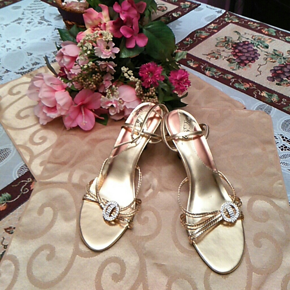 Dressy  Ladies heel