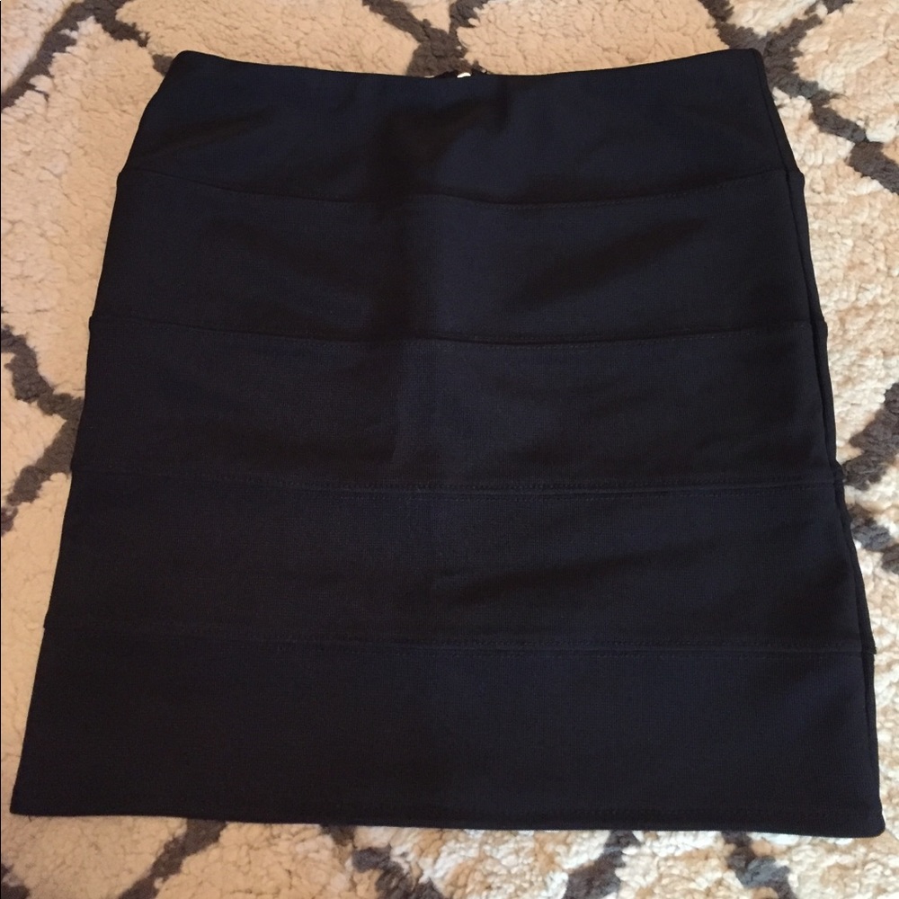 Tight fitting Skirt