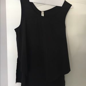 Lulelemon Tank top size 6