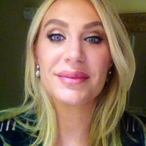 Meet your Posher, Paula