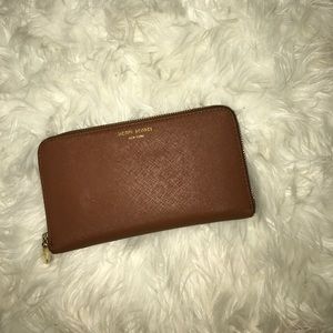 Henri Bendel West 57th Zip Around CONTL Wallet