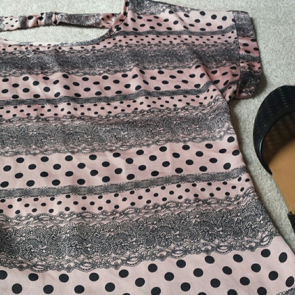 SOLD*Rumors Blush & Black Blouse*SOLD - Picture 4 of 6