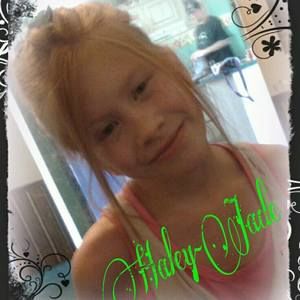 Meet your Posher, Hailey