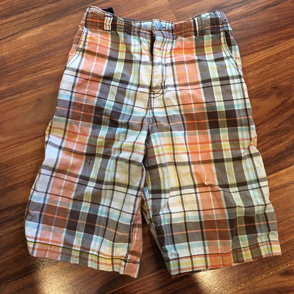 Boys Carters adjustable waist plaid shorts 6