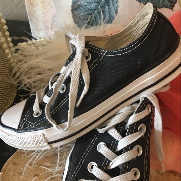 Converse Shoes Converse Black All Star Shoes Size 6 Fits Converse Shoes Converse Black All Star Shoes Size 6 Fits