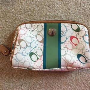 Coach small cosmetics case