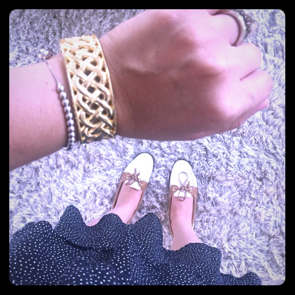 Gorgeous gold bangle💋💋💋