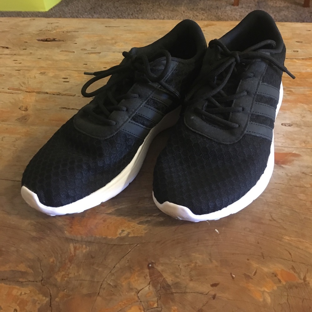 ✨final price✨ Adidas Cloud Form Shoes