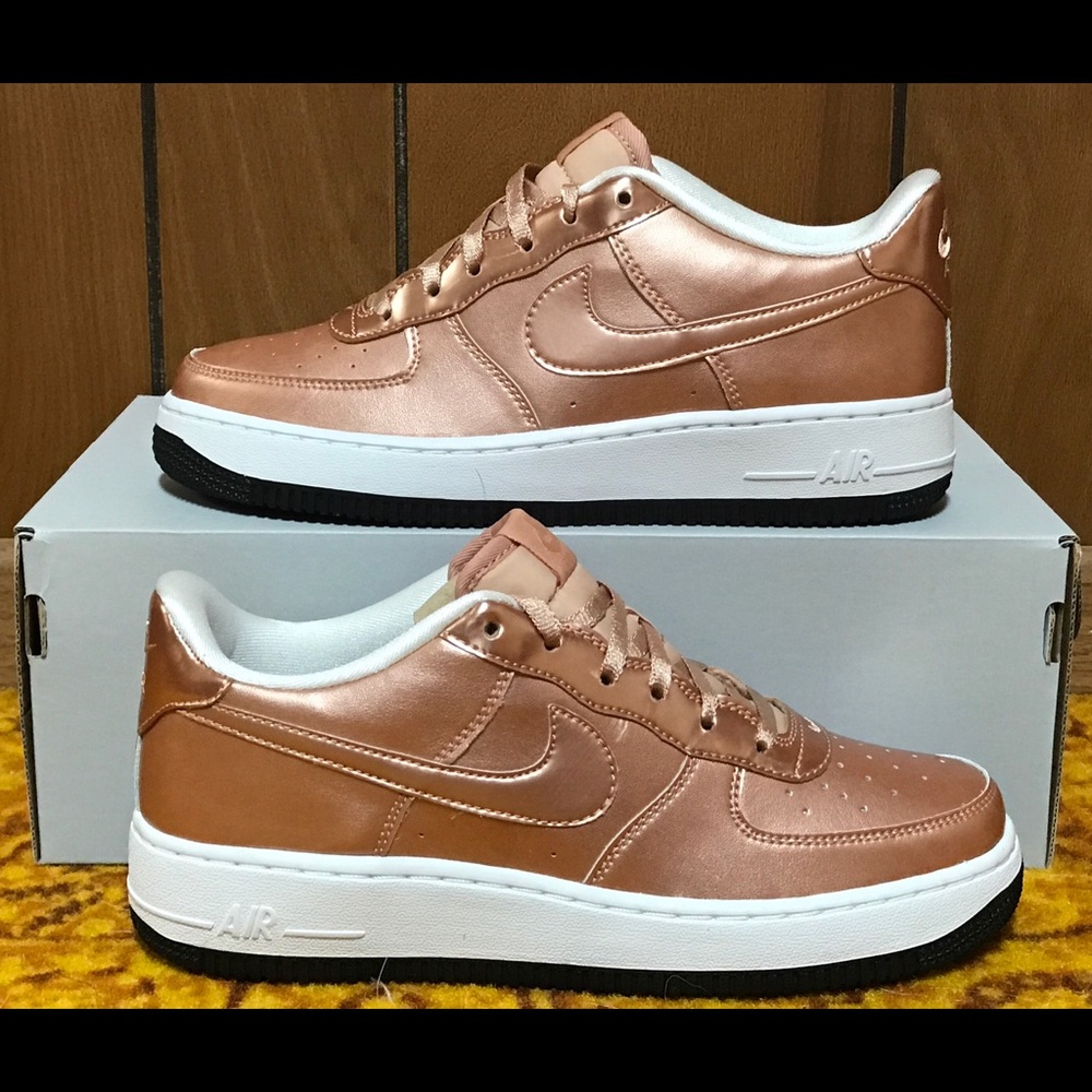 Nike Air Force 1 SE Metallic Rose Gold Shoes NEW