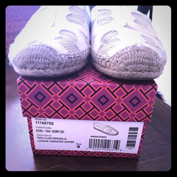 🎉SOLD!🎉Tory Burch Lonnie Logo Espadrilles. - Picture 2 of 5