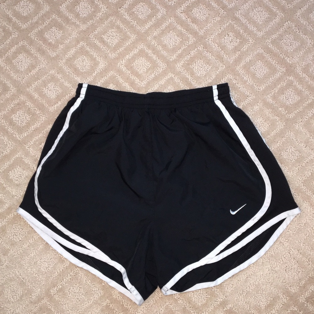 Women's Dri- Fit 3.5" Tempo Shorts