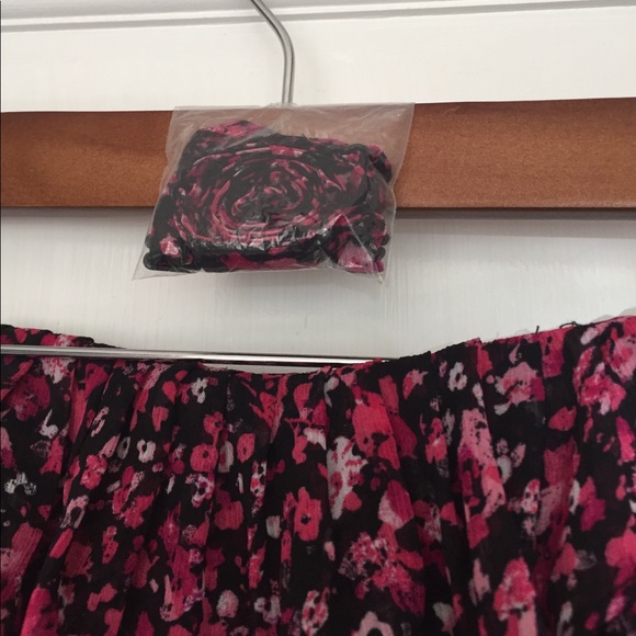 Strapless Pink Flower Pattern Dress - Picture 2 of 3