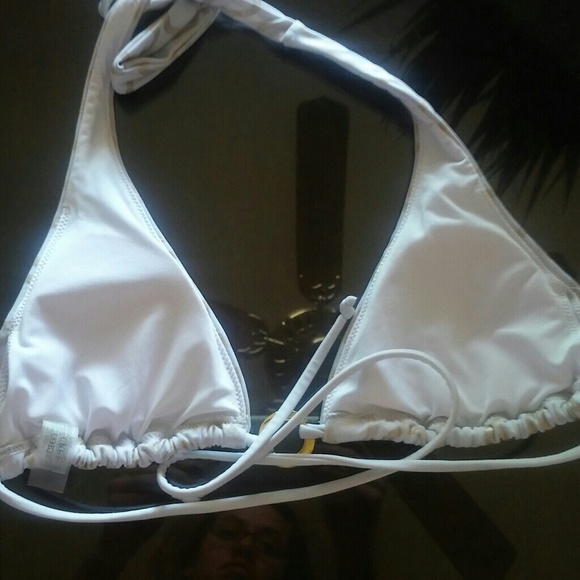 🚫SOLD🚫Vs bathing suit top - Picture 2 of 4