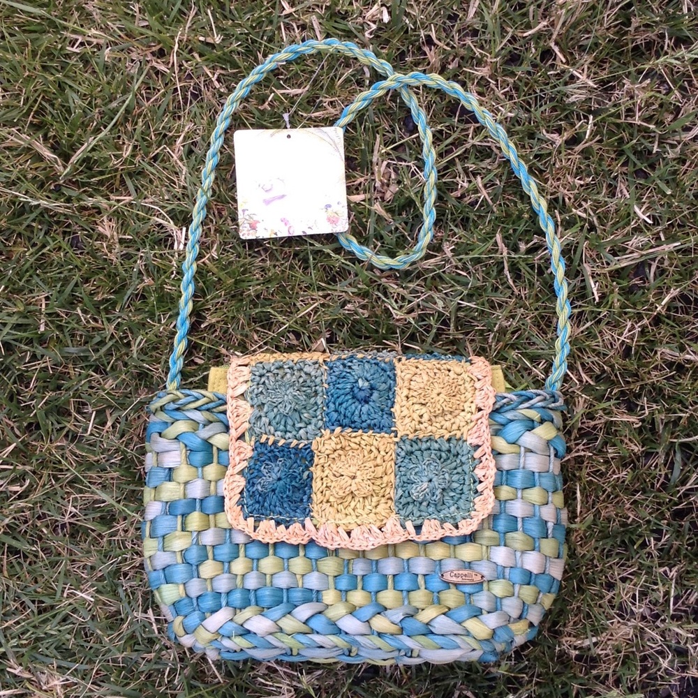 Cappelli straworld woven handbag !!