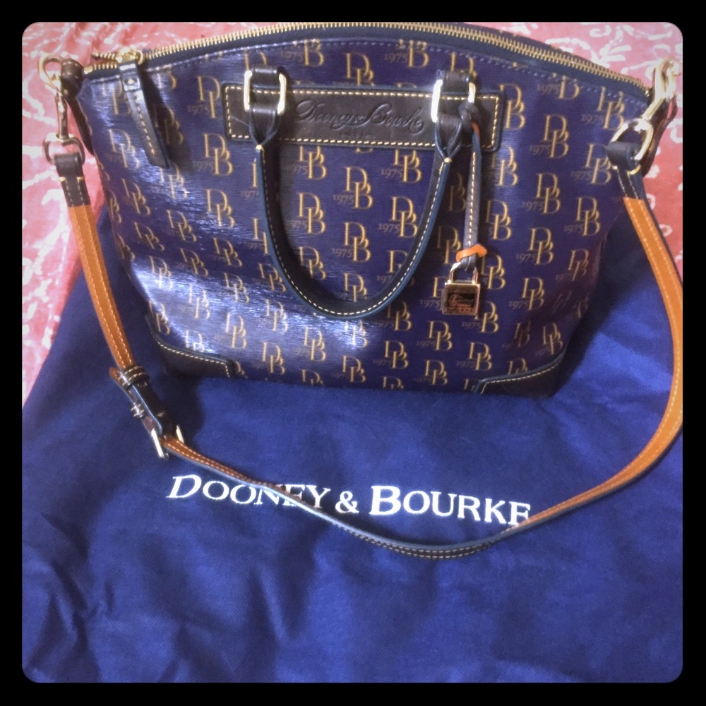 Dooney & Bourke