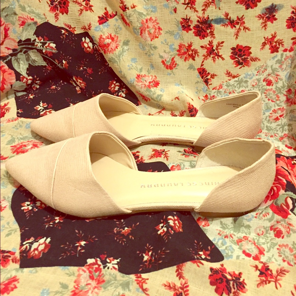 Chinese laundry cream flats