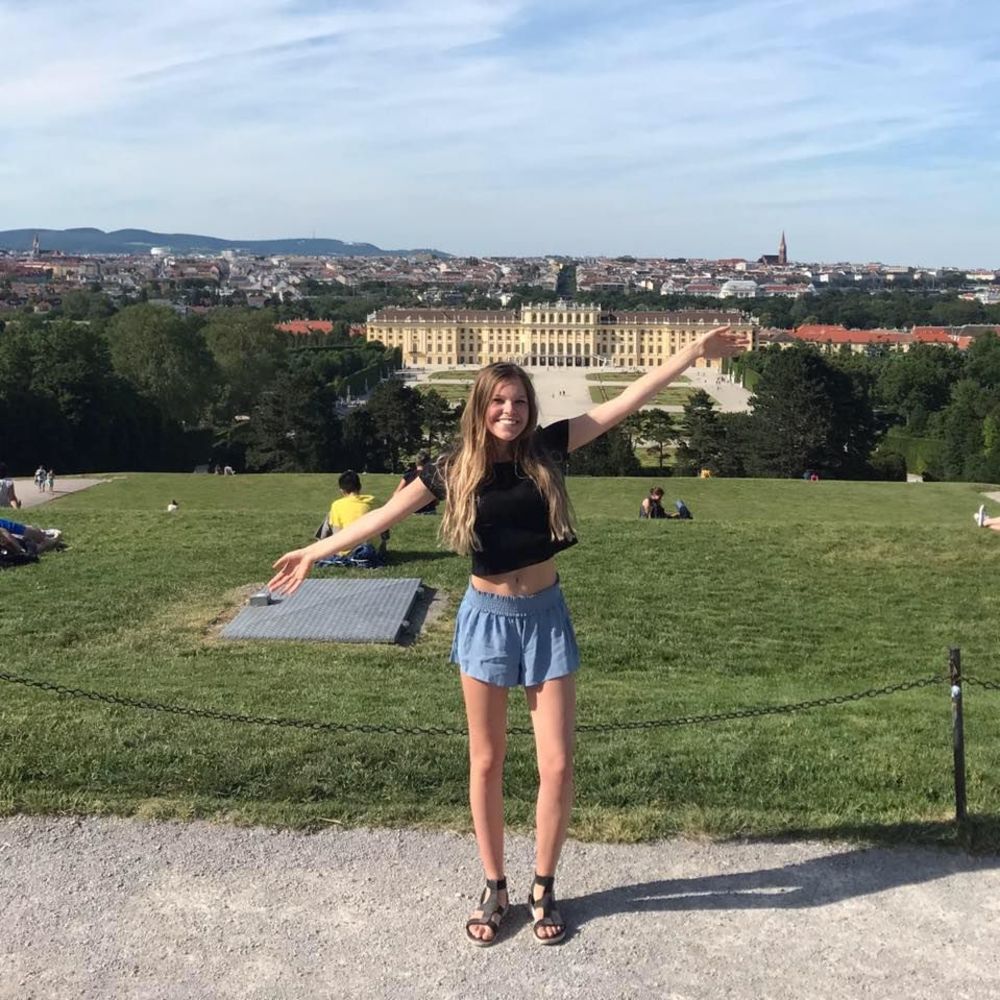 Meet your Posher, Grace