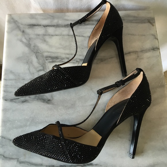 SOLD!! 🎀🎀2X HP🎀🎀ZARA BLACK DIAMANTE T-BAR - Picture 5 of 9