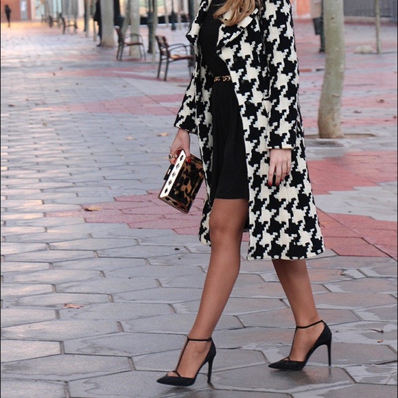 SOLD!! 🎀🎀2X HP🎀🎀ZARA BLACK DIAMANTE T-BAR - Picture 3 of 9