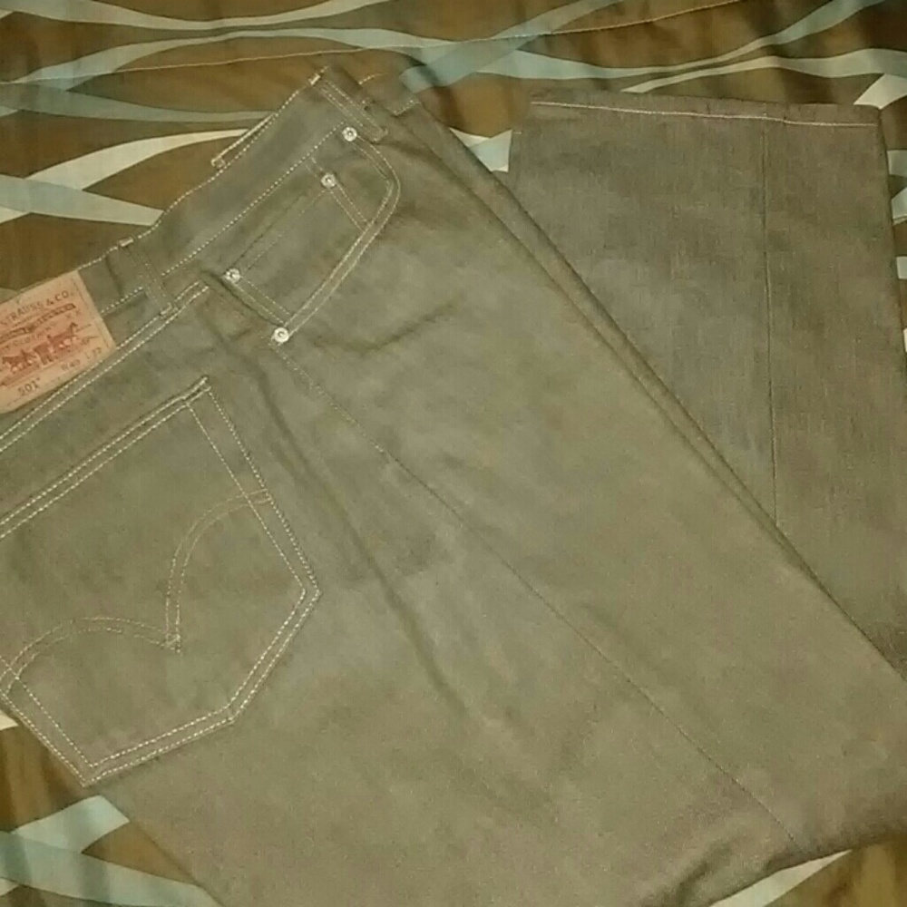 Levis 501 - Picture 2 of 3