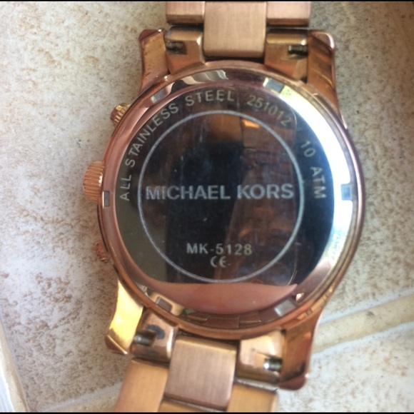 Michael Kors watch - Picture 4 of 5