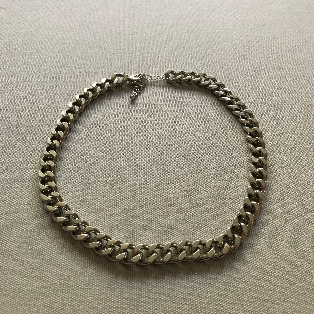 16" Silvertone costume chain necklace