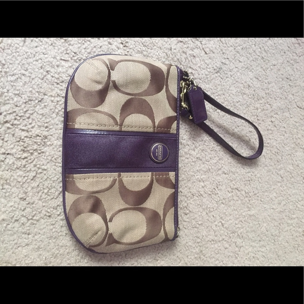 Coach wristlet
